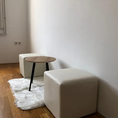 Alher Apartma 3*